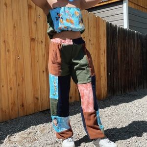 One of a kind tunes squad set